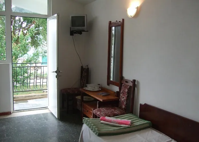 Hotel Minerva - Vila Ana Costinesti